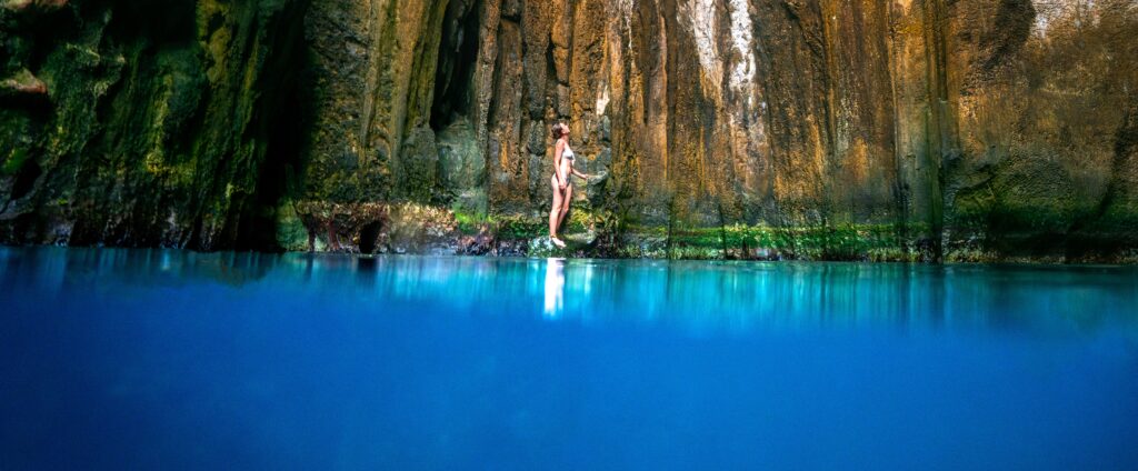 sawa-i-lau-caves